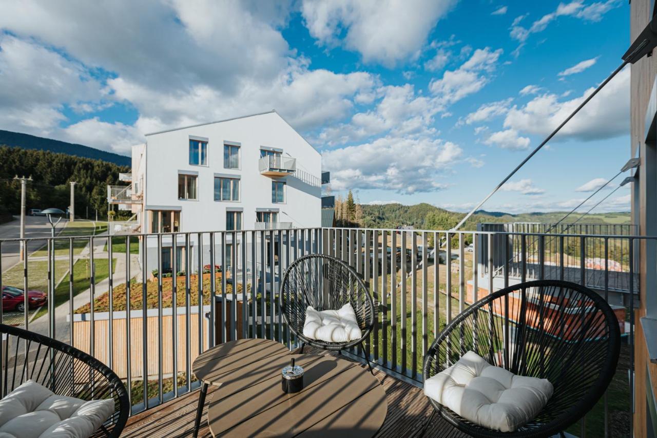 Apartman Hillside X34, Kubinska Hola Apartman Alsókubin Kültér fotó