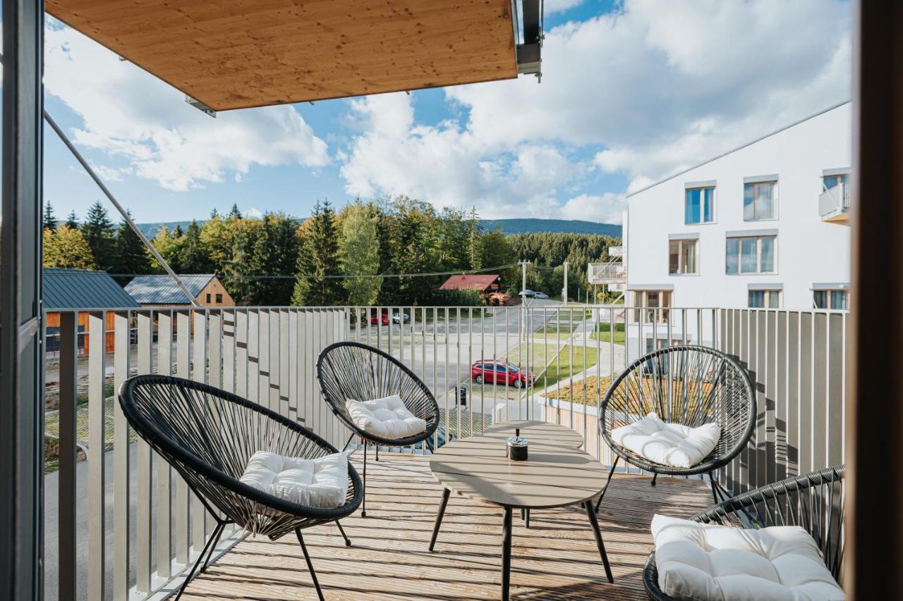 Apartman Hillside X34, Kubinska Hola Apartman Alsókubin Kültér fotó